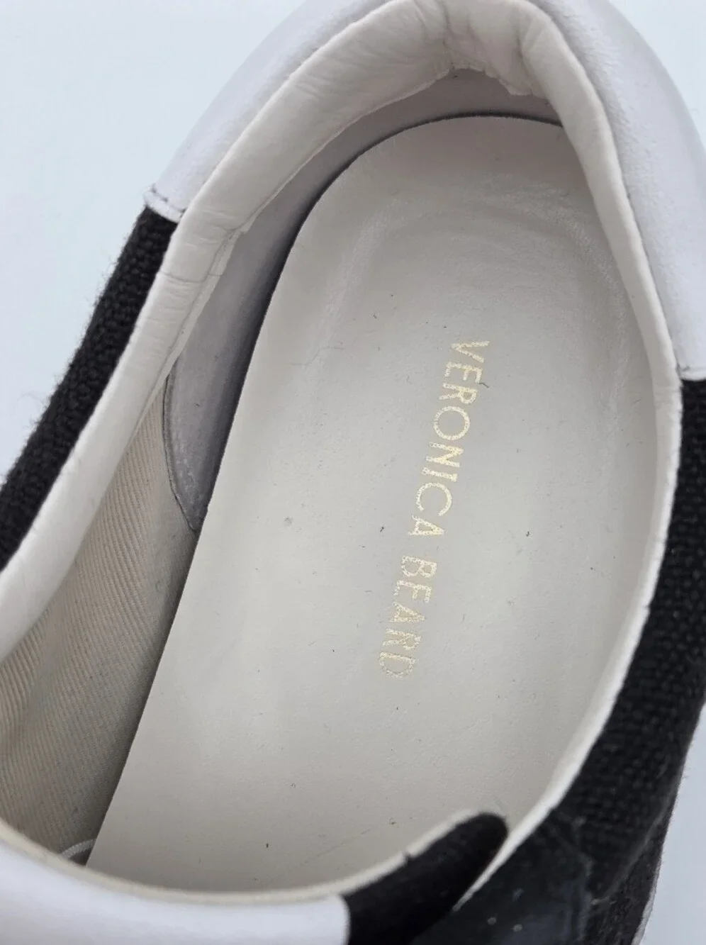 Veronica Beard Riviera sneakers In Black Suede